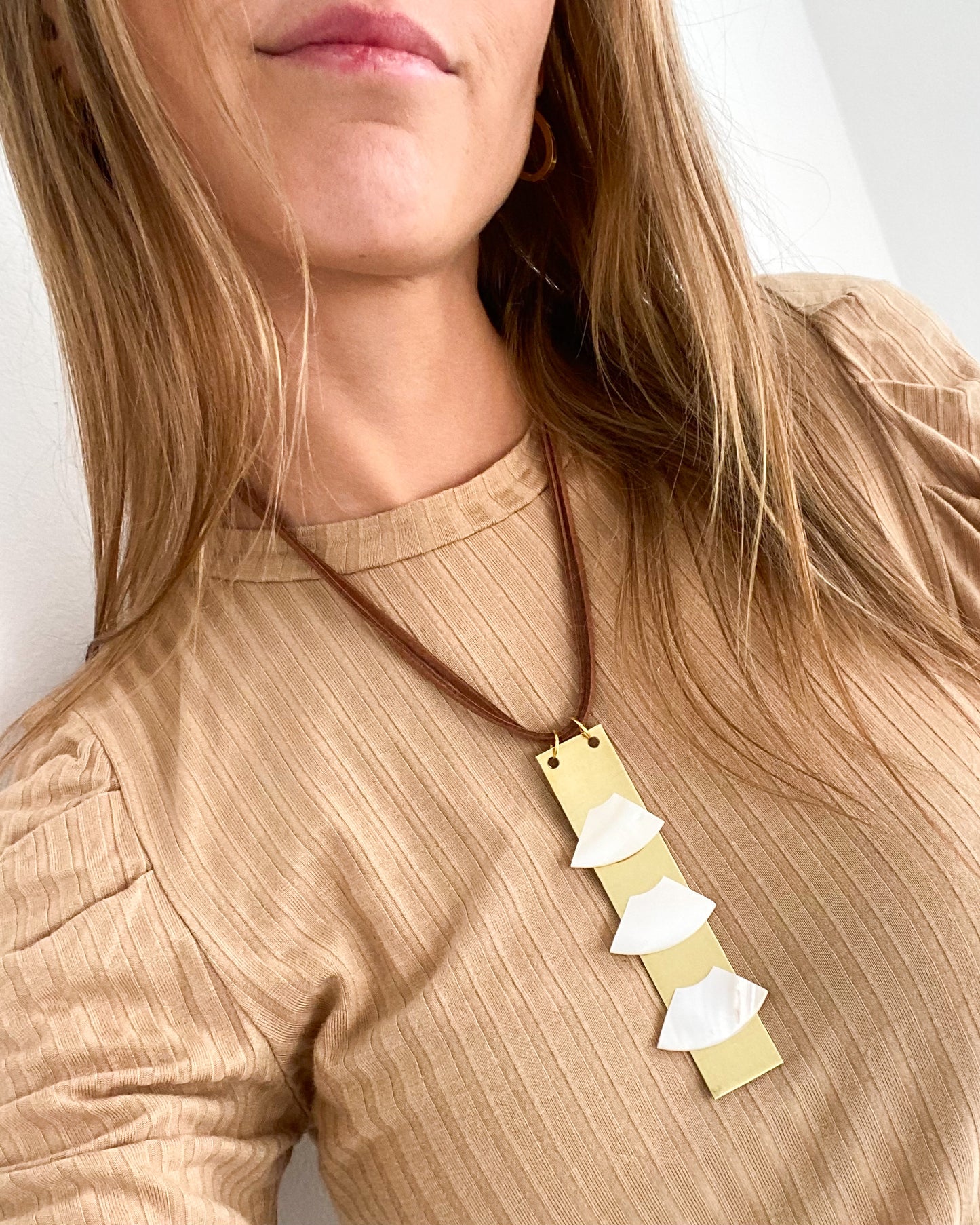 Collar de nácar COL-305