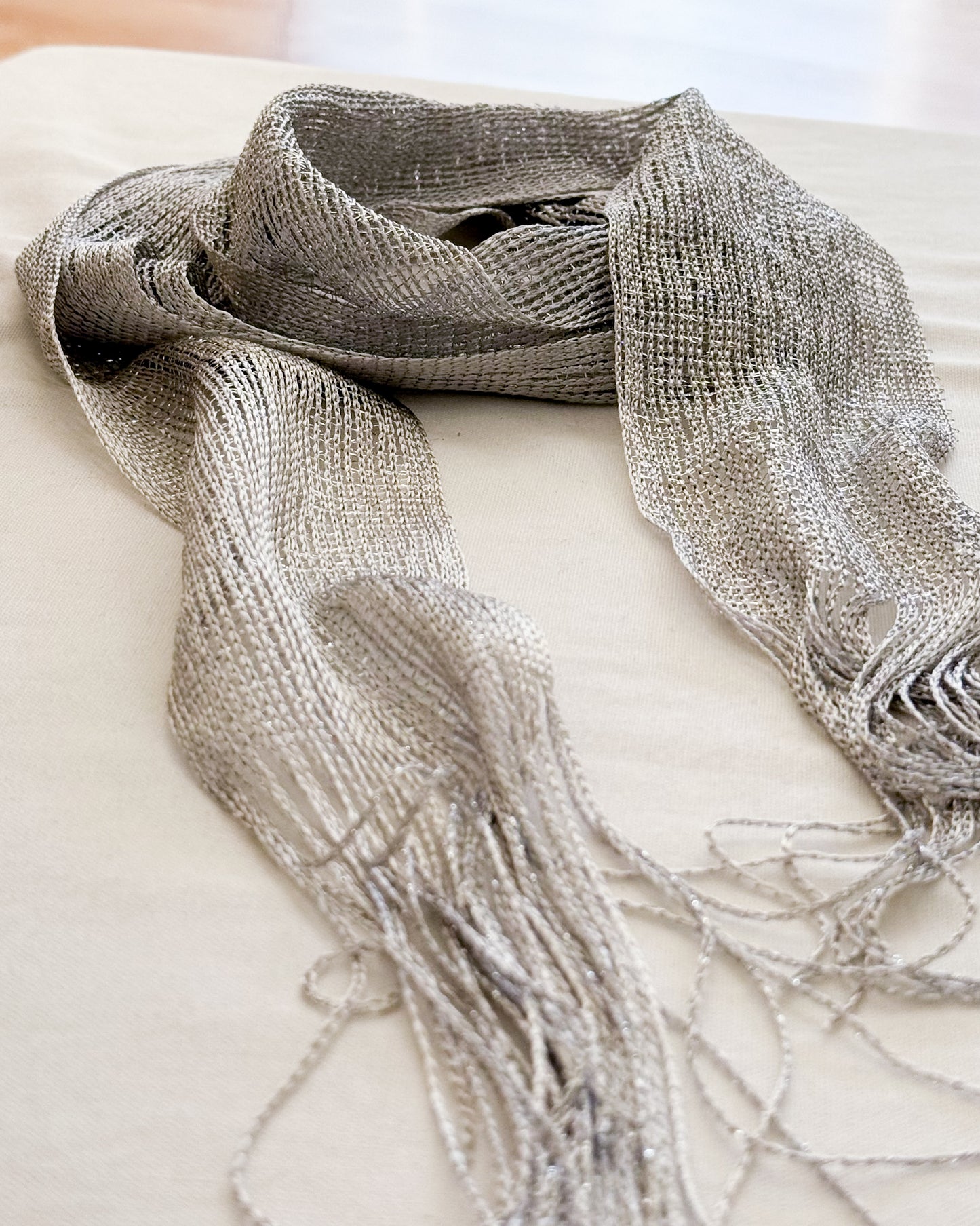 Corbatín Plateado CBT-02