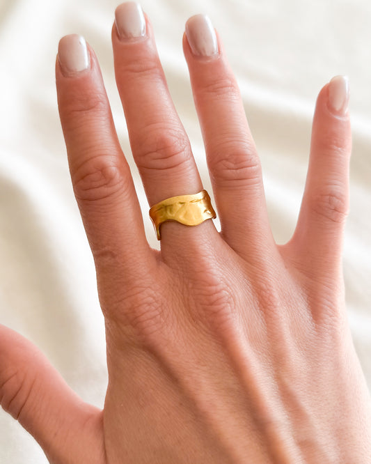 Anillo Acero Dorado AN-07